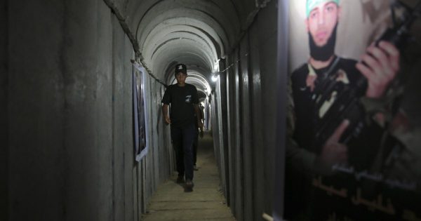 I bastardi di Gaza: “Se arrivano i soldati sparare agli ostaggi”